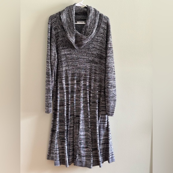 Calvin Klein Dresses & Skirts - Calvin Klein Gray Long Sleeve Dress